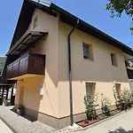 Hisa Javornik Prázdninový dům *
