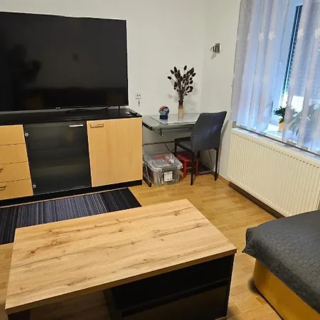 Nyaraló Hisa Javornik *