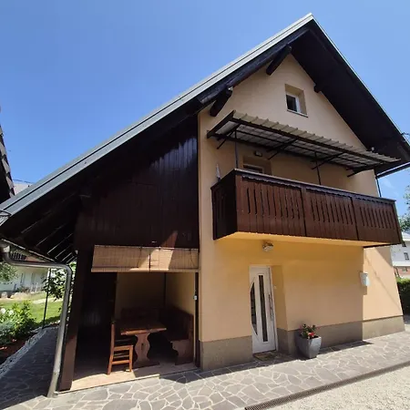 Ferienhaus Hisa Javornik *