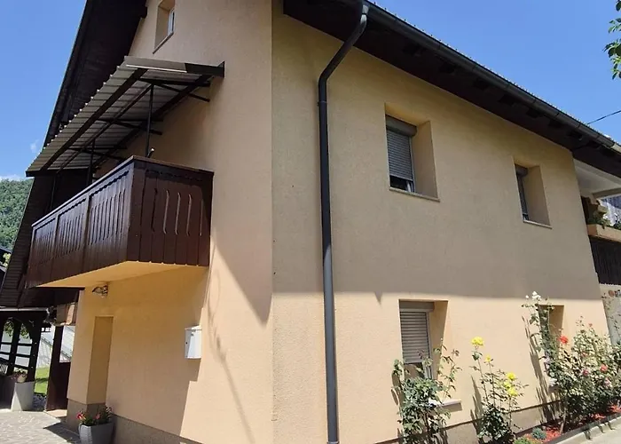 Hisa Javornik Vakantiehuis *